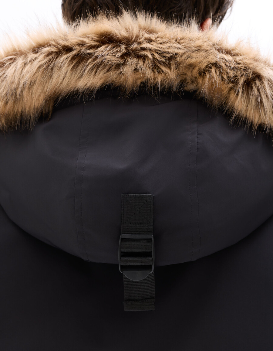 dualtech dun- och fjäderjacka med huva för extremt kallt väder