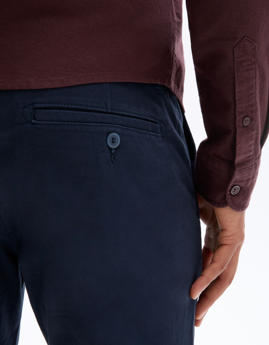 slim-fit chinobyxor i stretchig bomull standardlängd