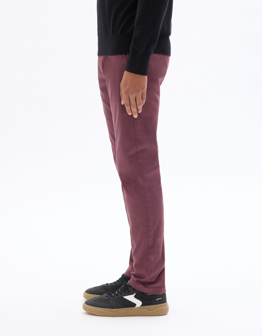 slim-fit chinobyxor i stretchig bomull