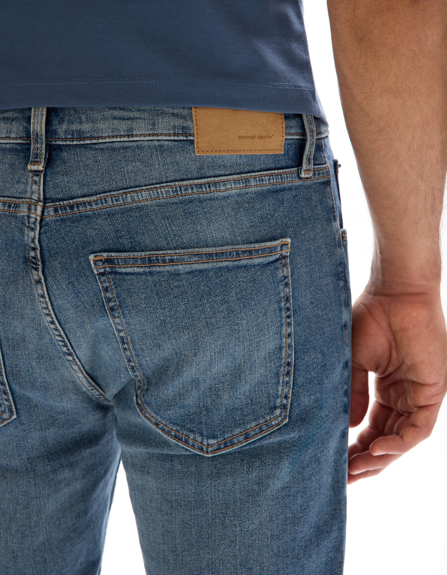 slim-fit stretchiga bomullsjeans