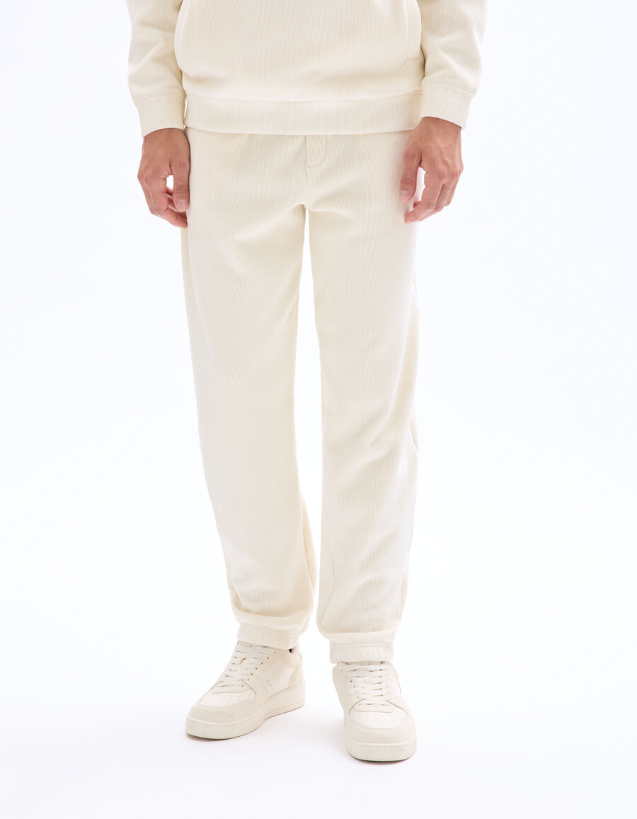 joggingbyxor med normal passform