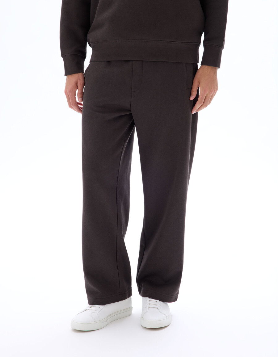 stora joggingbyxor