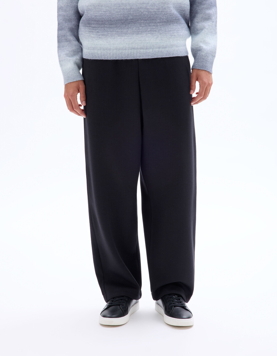 stora joggingbyxor
