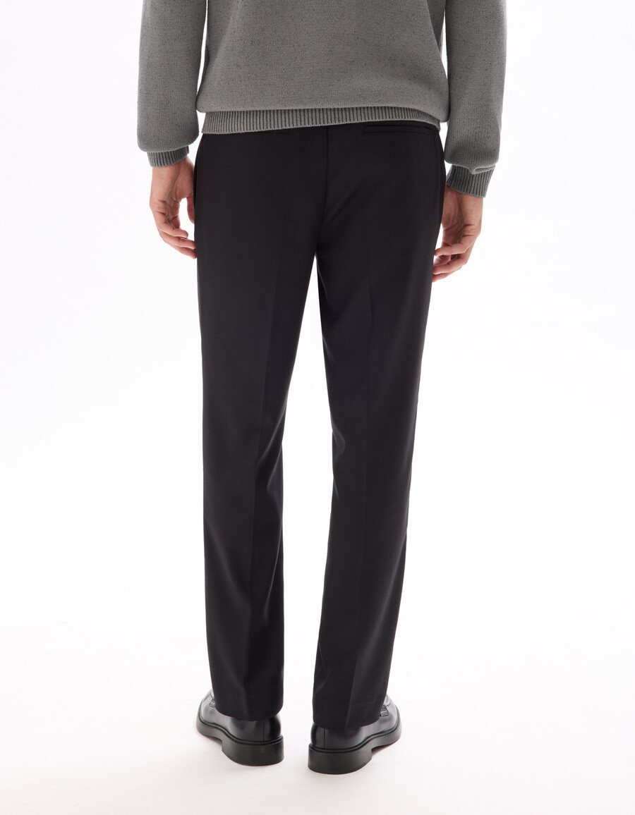 raka stretchiga chinosbyxor i twill