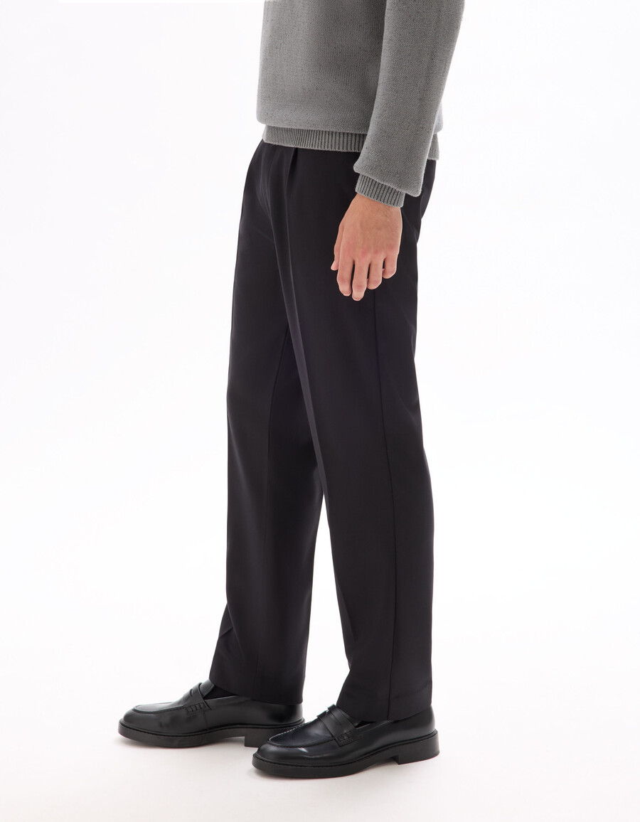 raka stretchiga chinosbyxor i twill